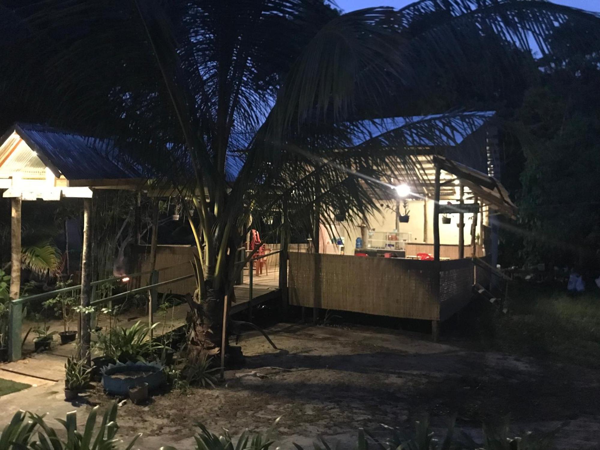 Naks Shack Hostel Koh Ta Kiev Ngoại thất bức ảnh